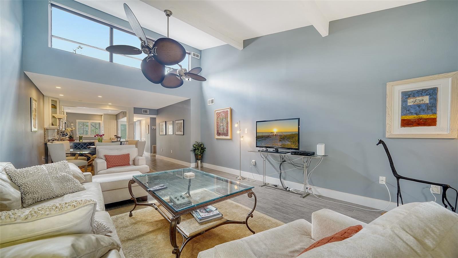 PELICAN COVE IX - Residential Lease