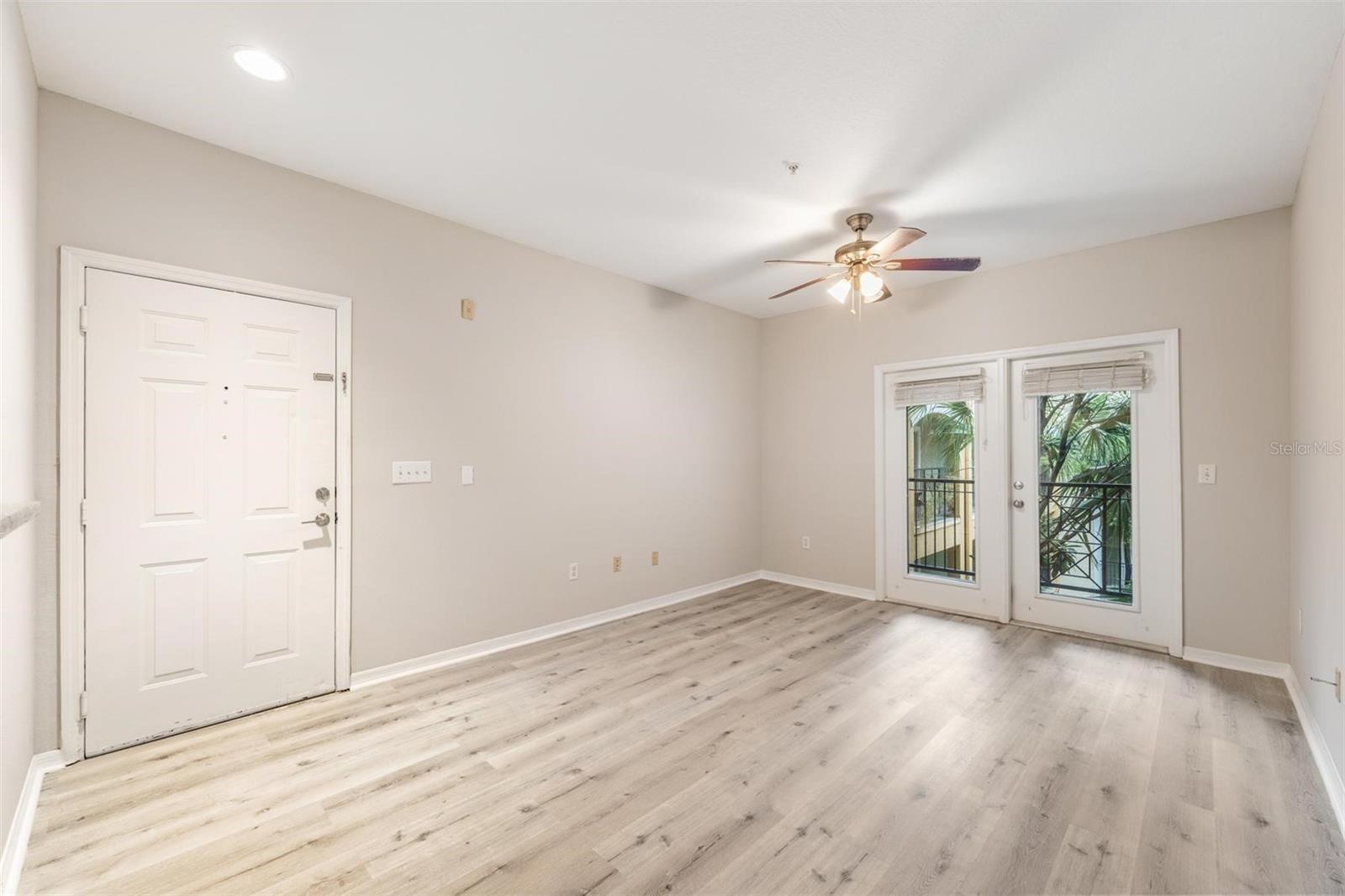 1910 E PALM AVENUE 11306