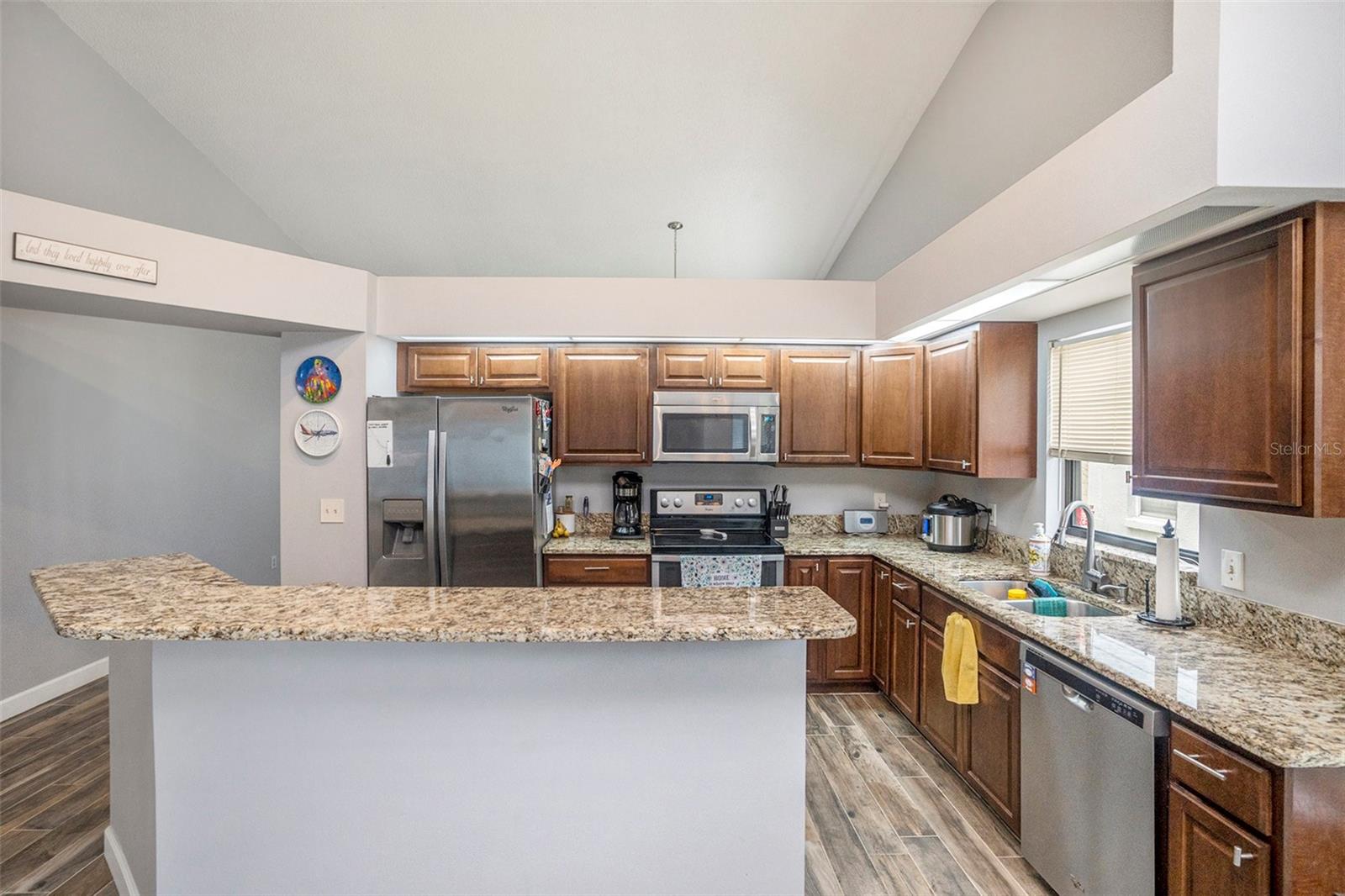 6118 BECKLIN PLACE