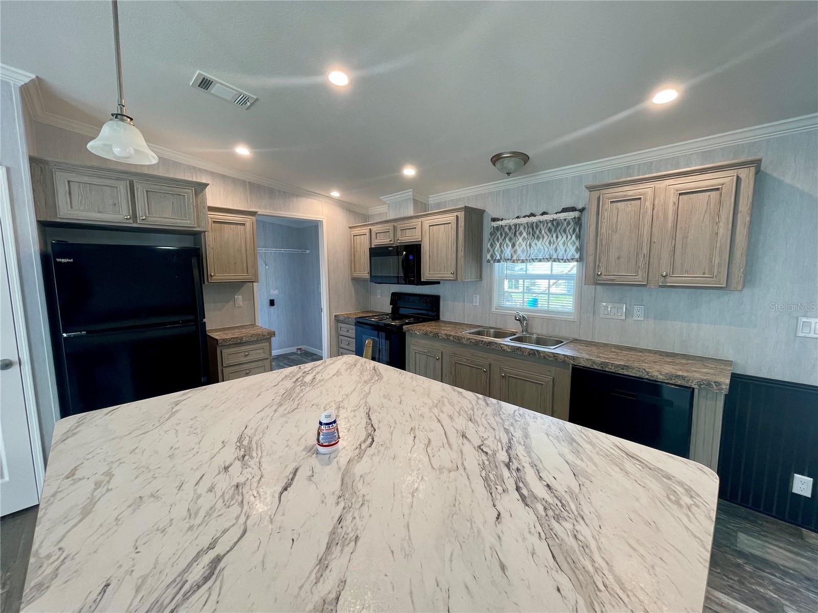 OCALA ESTATES - Residential