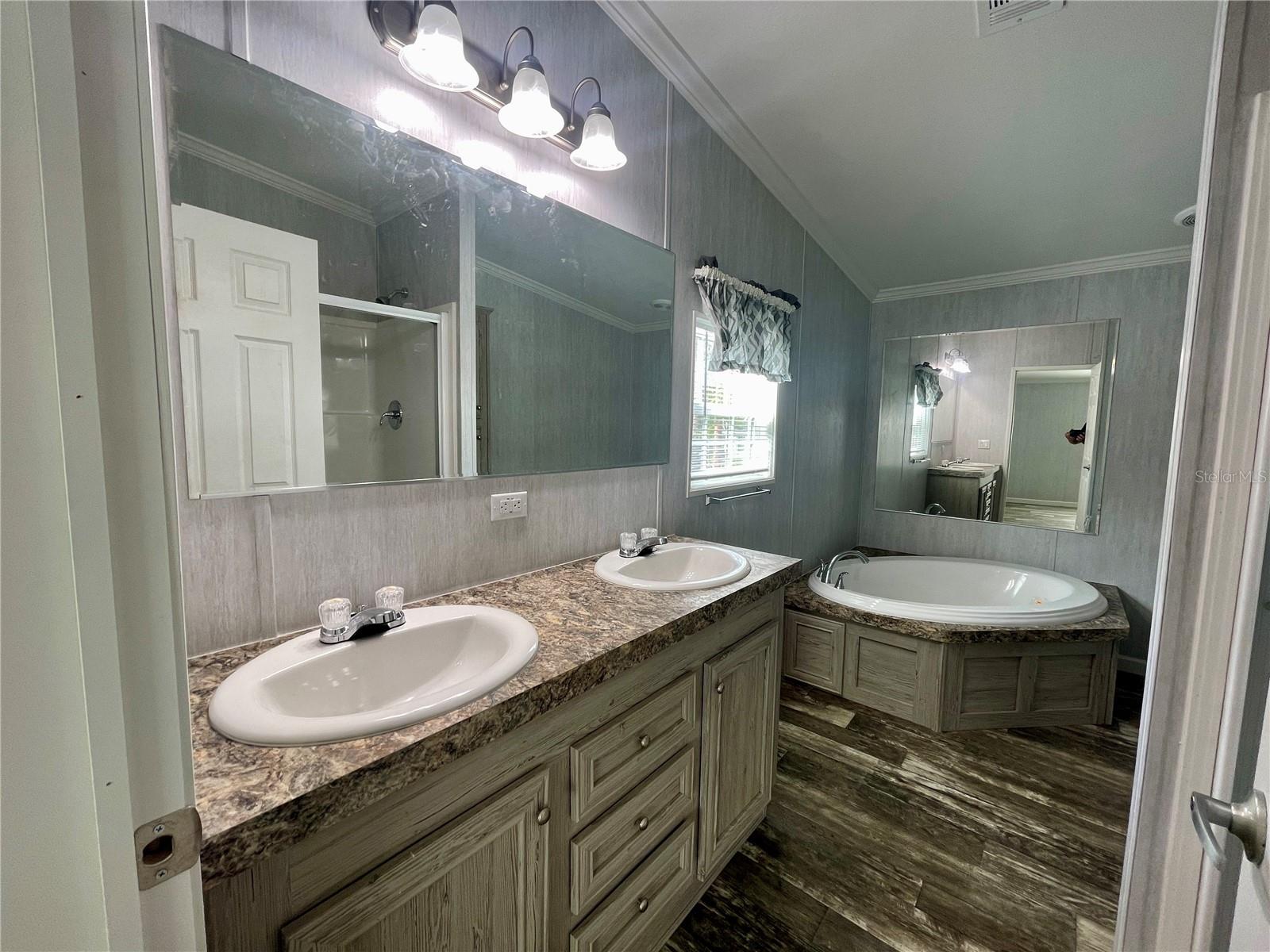 OCALA ESTATES - Residential