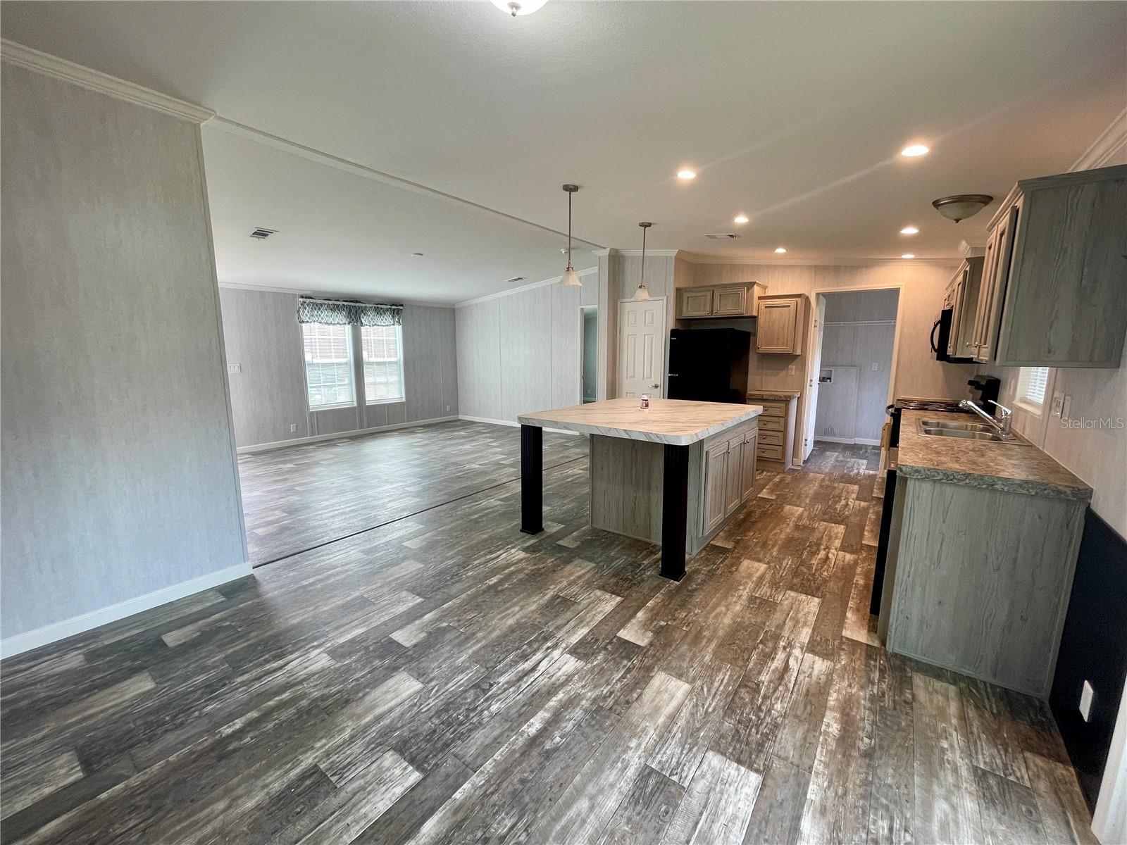 OCALA ESTATES - Residential