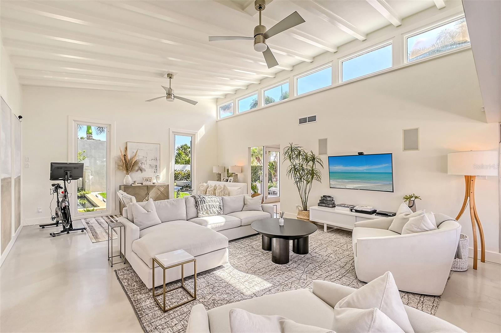 LIDO SHORES - Residential