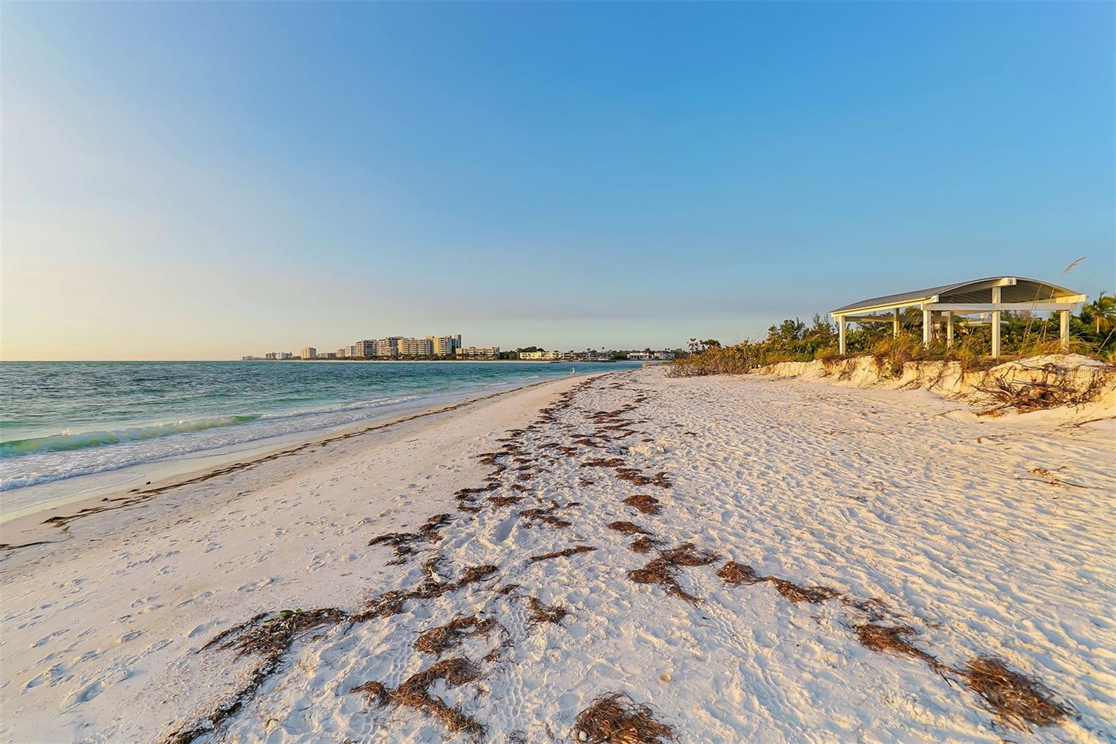 LIDO SHORES - Residential