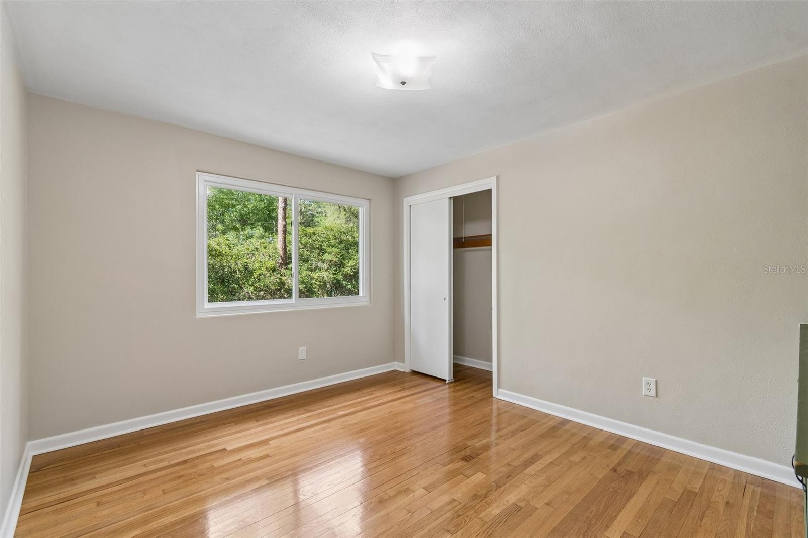 OAKLAND TERRACE - Residential