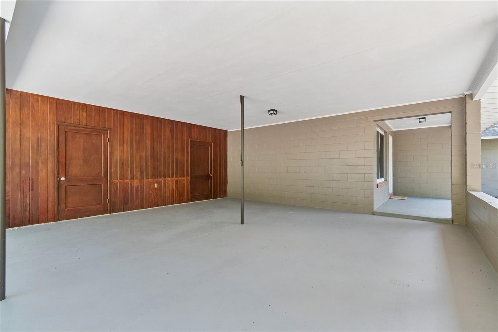 OAKLAND TERRACE - Residential