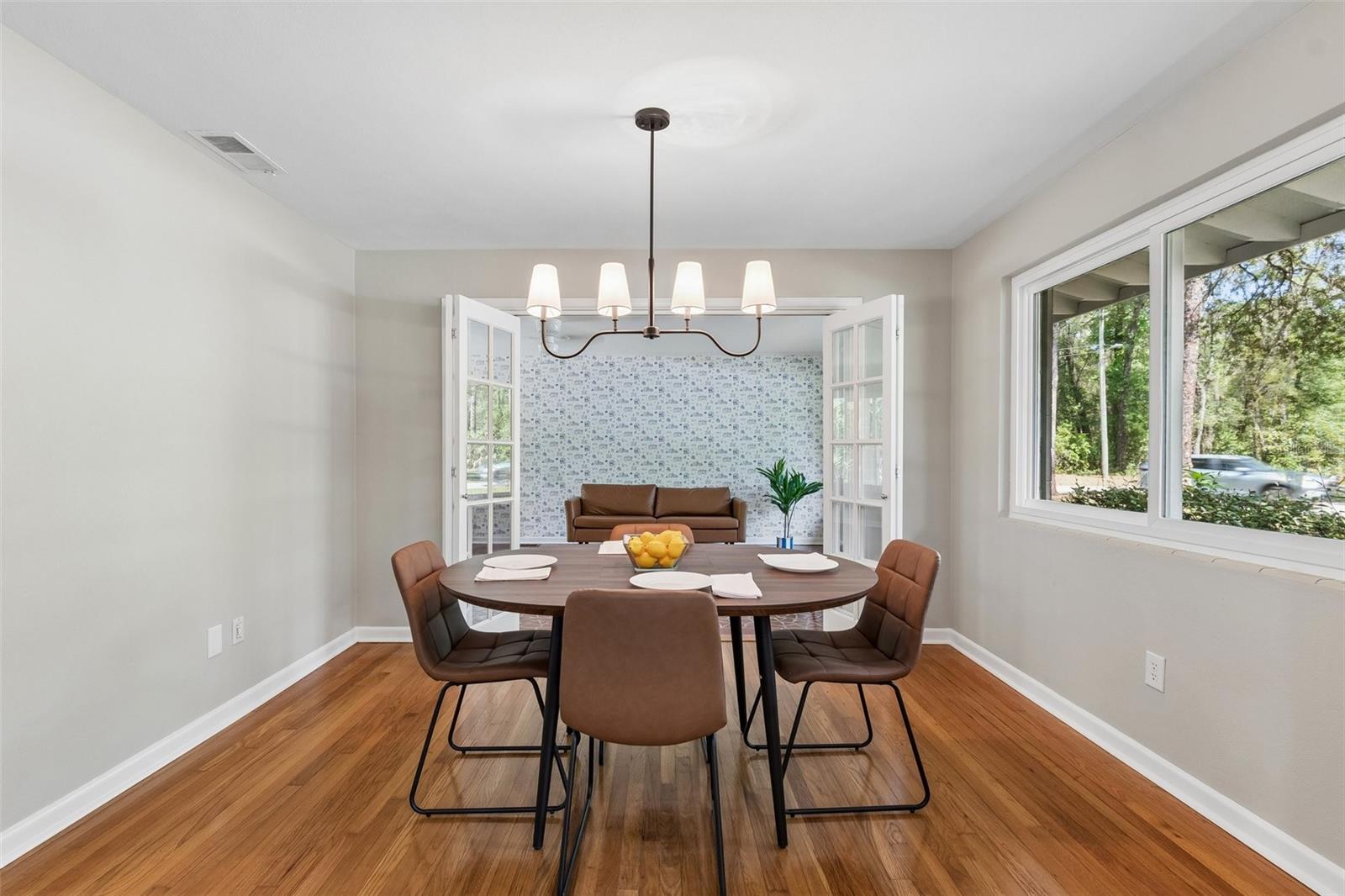 3706 SW 2ND PLACE