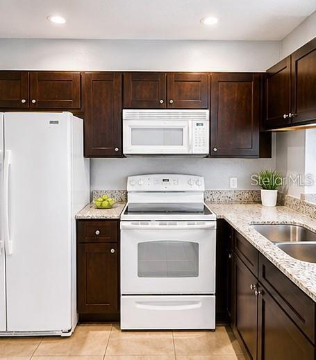 Photo of 5220 Via Hacienda Circle #A112, Orlando, FL 32839 (MLS # S5157807)