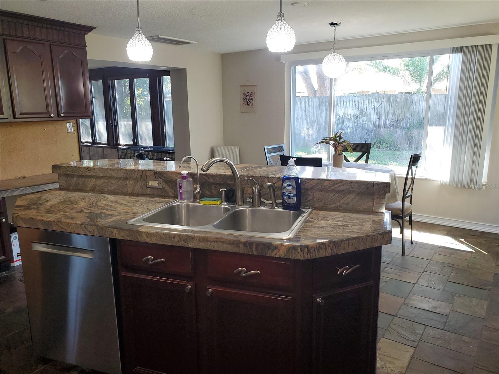 JASMINE LAKES - Residential