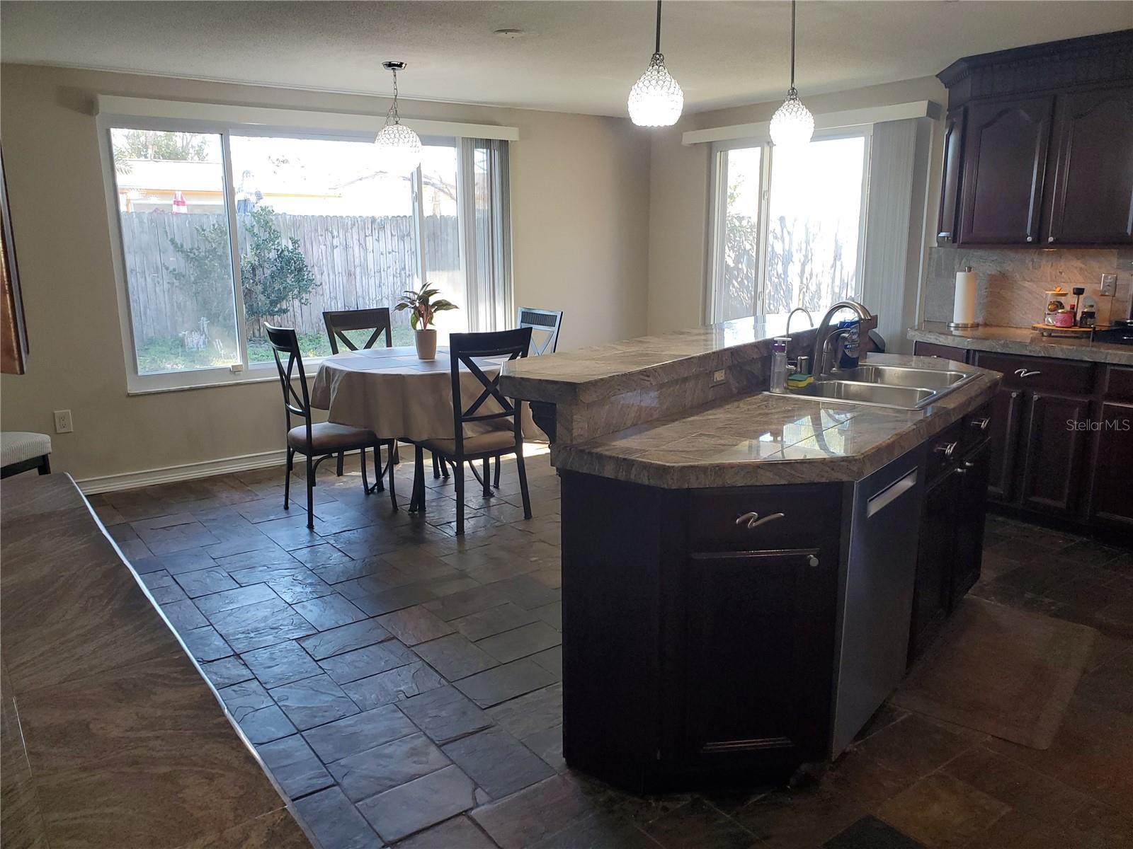 JASMINE LAKES - Residential