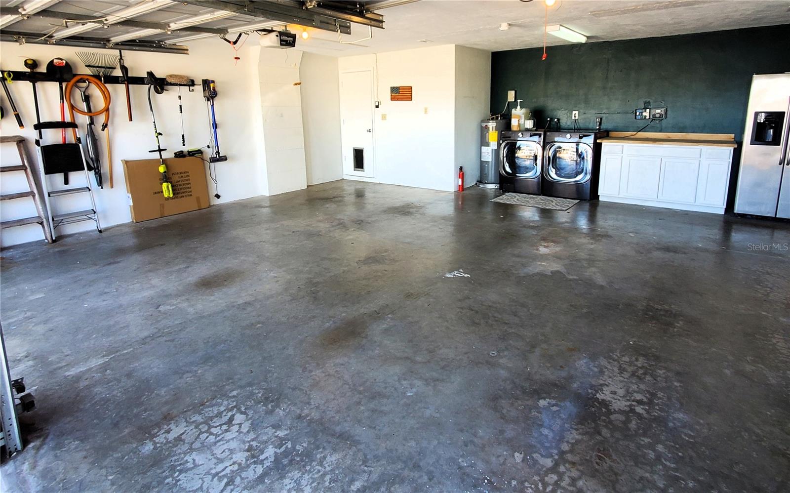 JASMINE LAKES - Residential