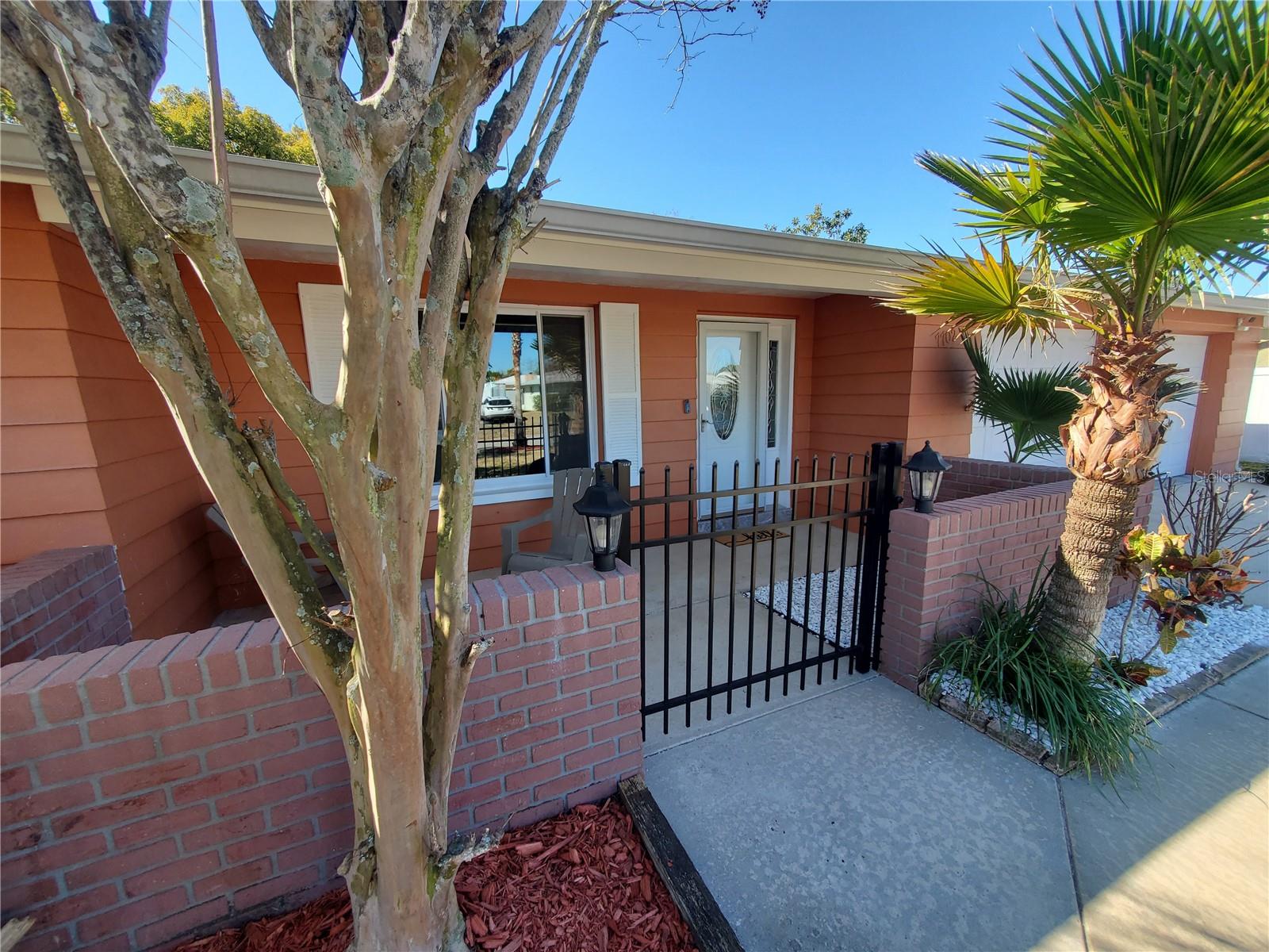 JASMINE LAKES - Residential