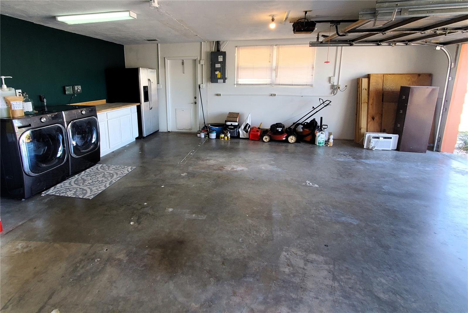 JASMINE LAKES - Residential