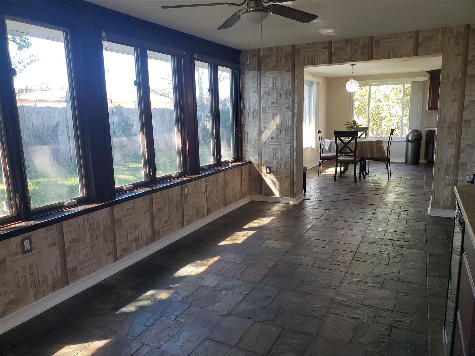 JASMINE LAKES - Residential