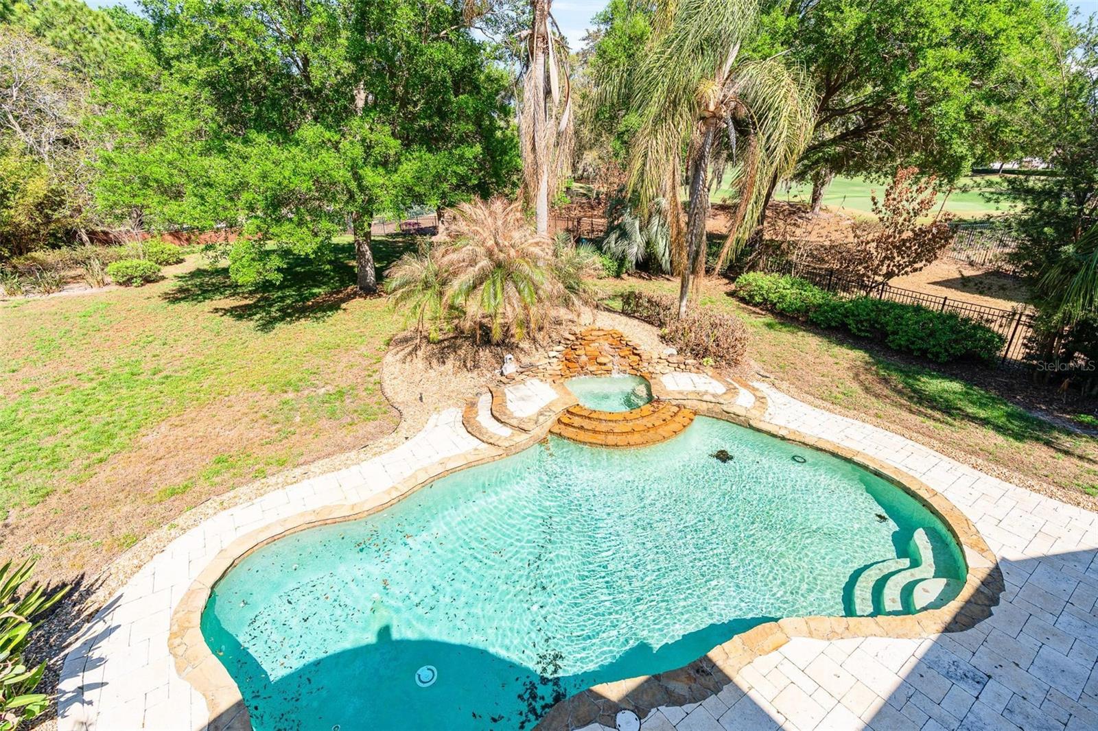 KEENES POINTE - Residential