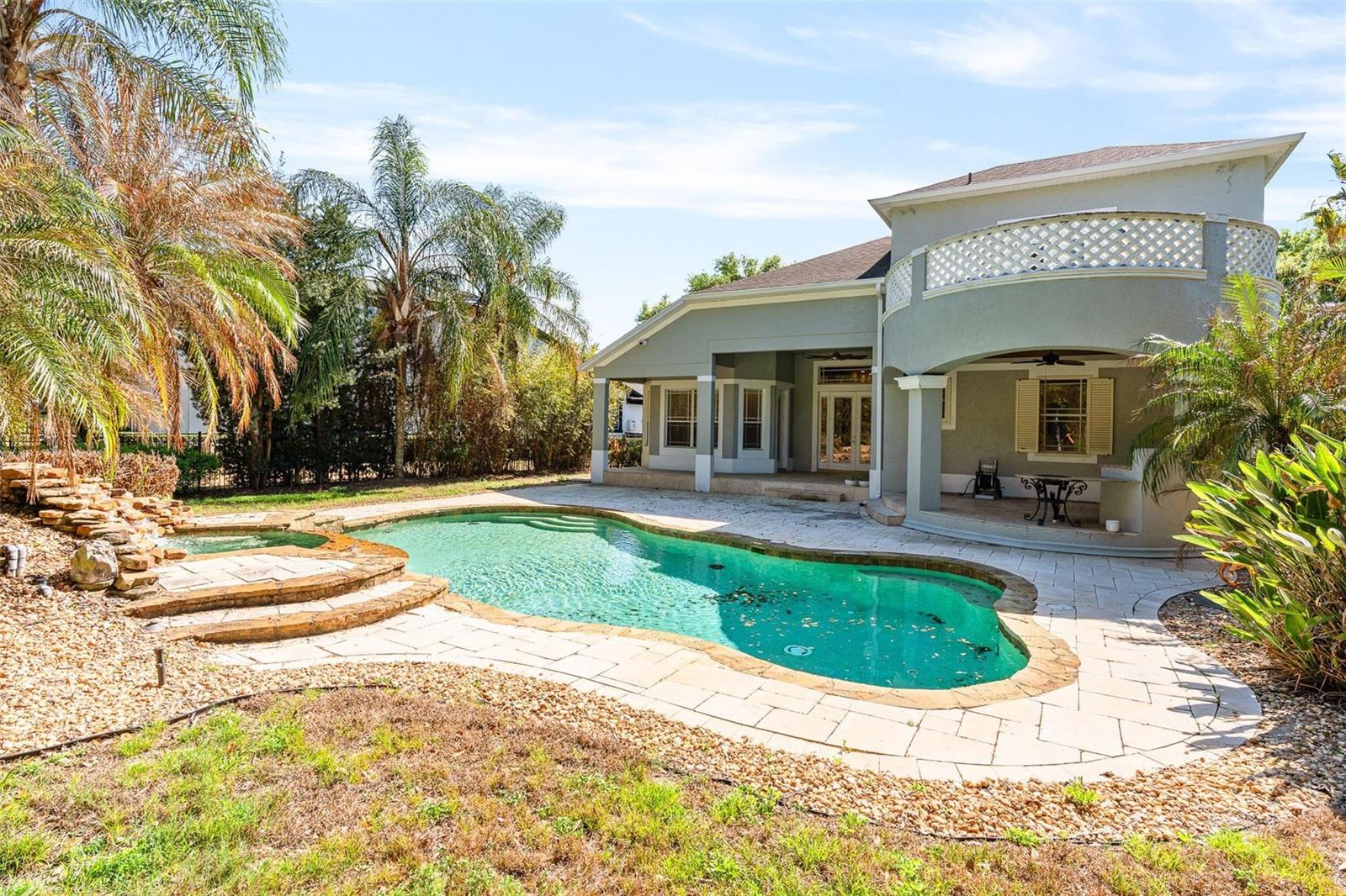 KEENES POINTE - Residential