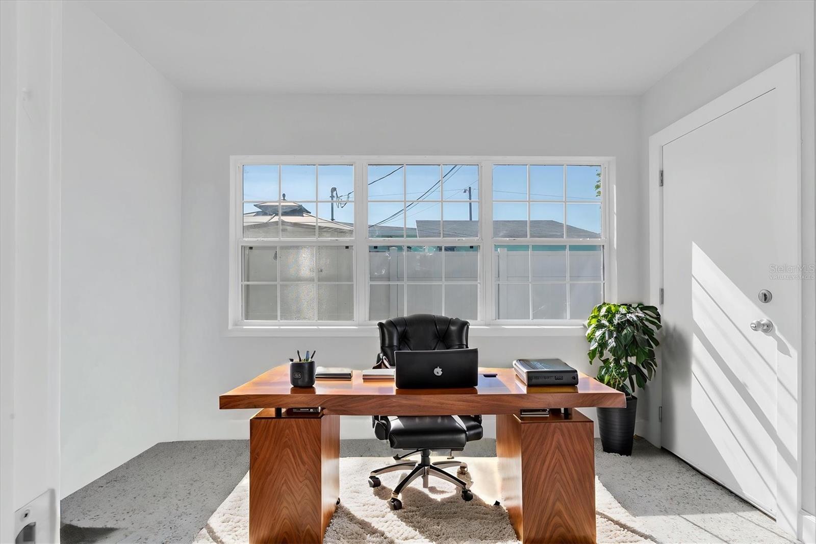 SUNNY SHORES - Residential Income