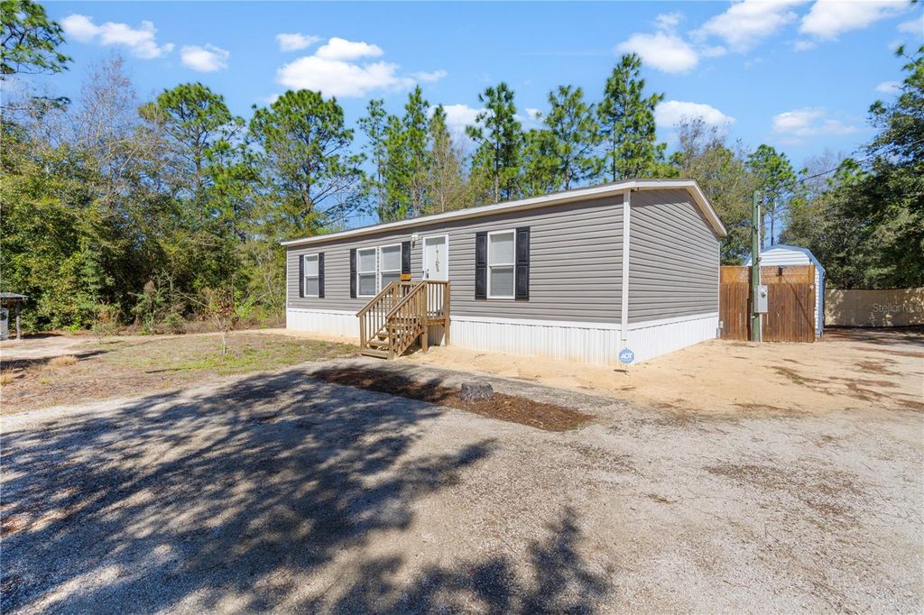 Photo of 10811 NE 57th Street, Bronson, FL 32621 (MLS # OM720597)