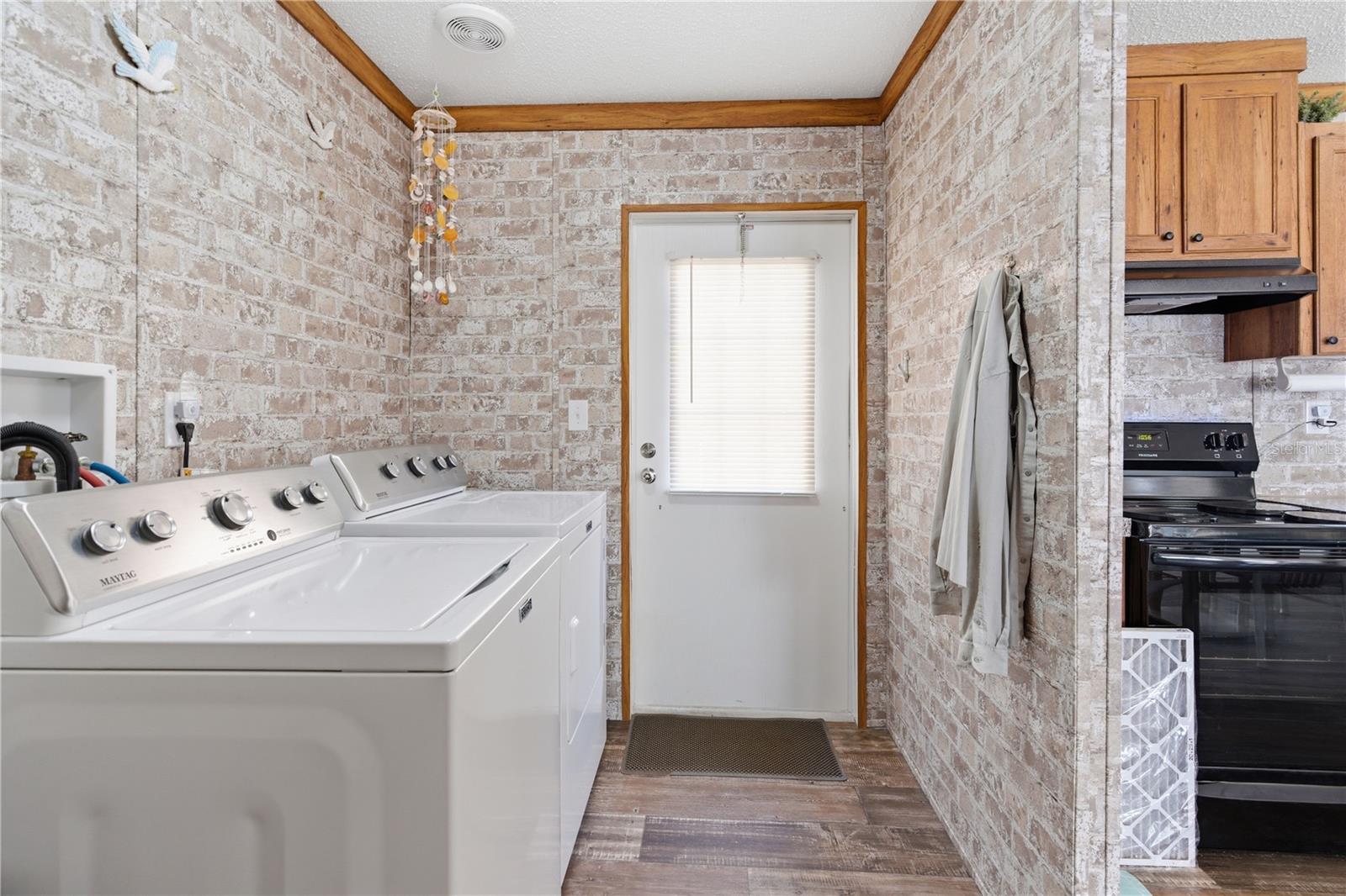 BLACK JACK RIDGE ESTATE - Residential