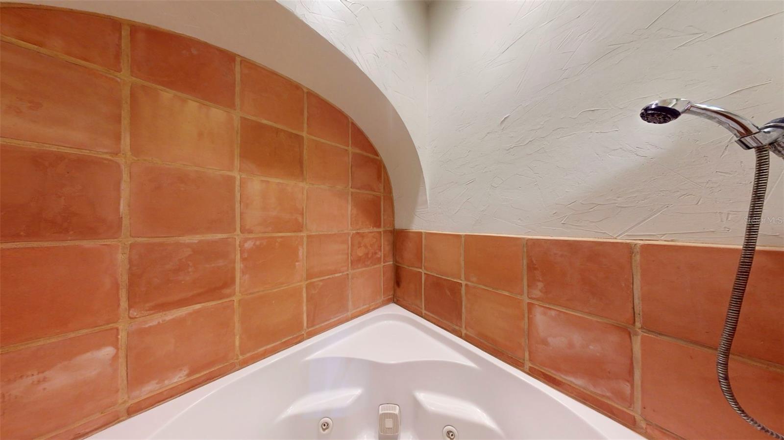 NORTH BAY HEIGHTS - Residential Income