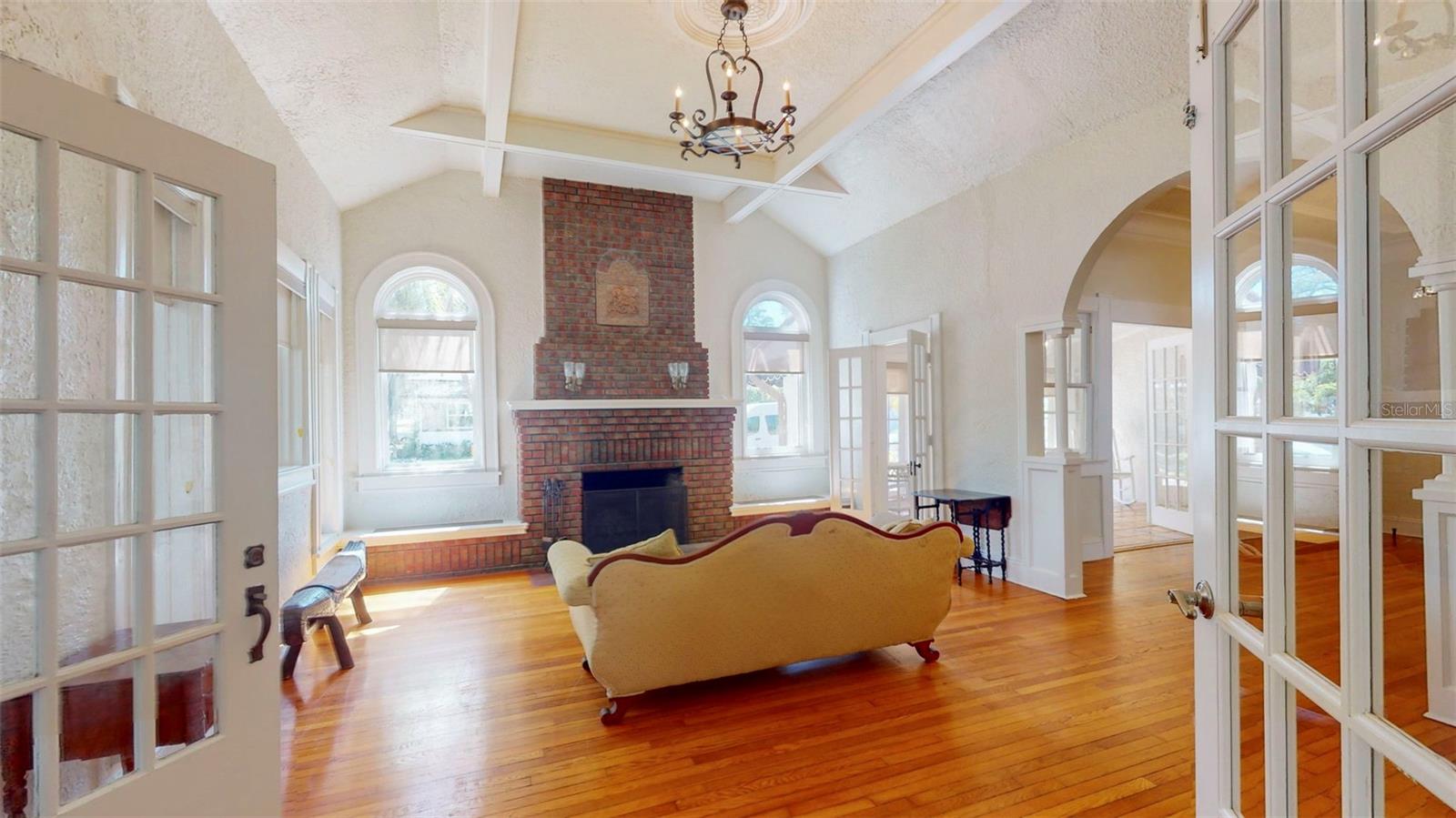 NORTH BAY HEIGHTS - Residential Income