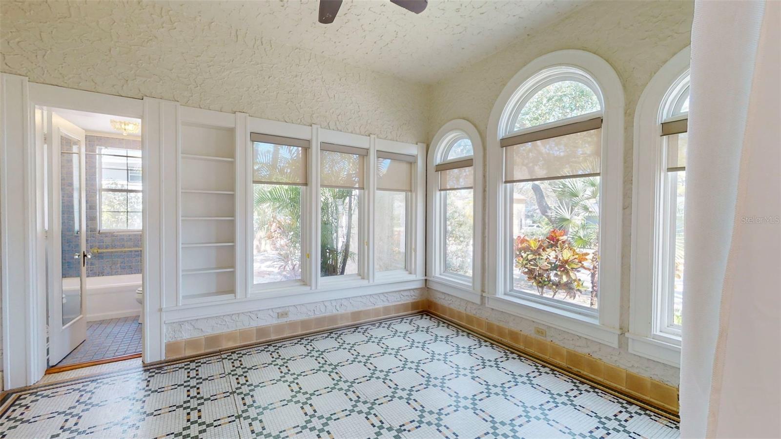 NORTH BAY HEIGHTS - Residential Income