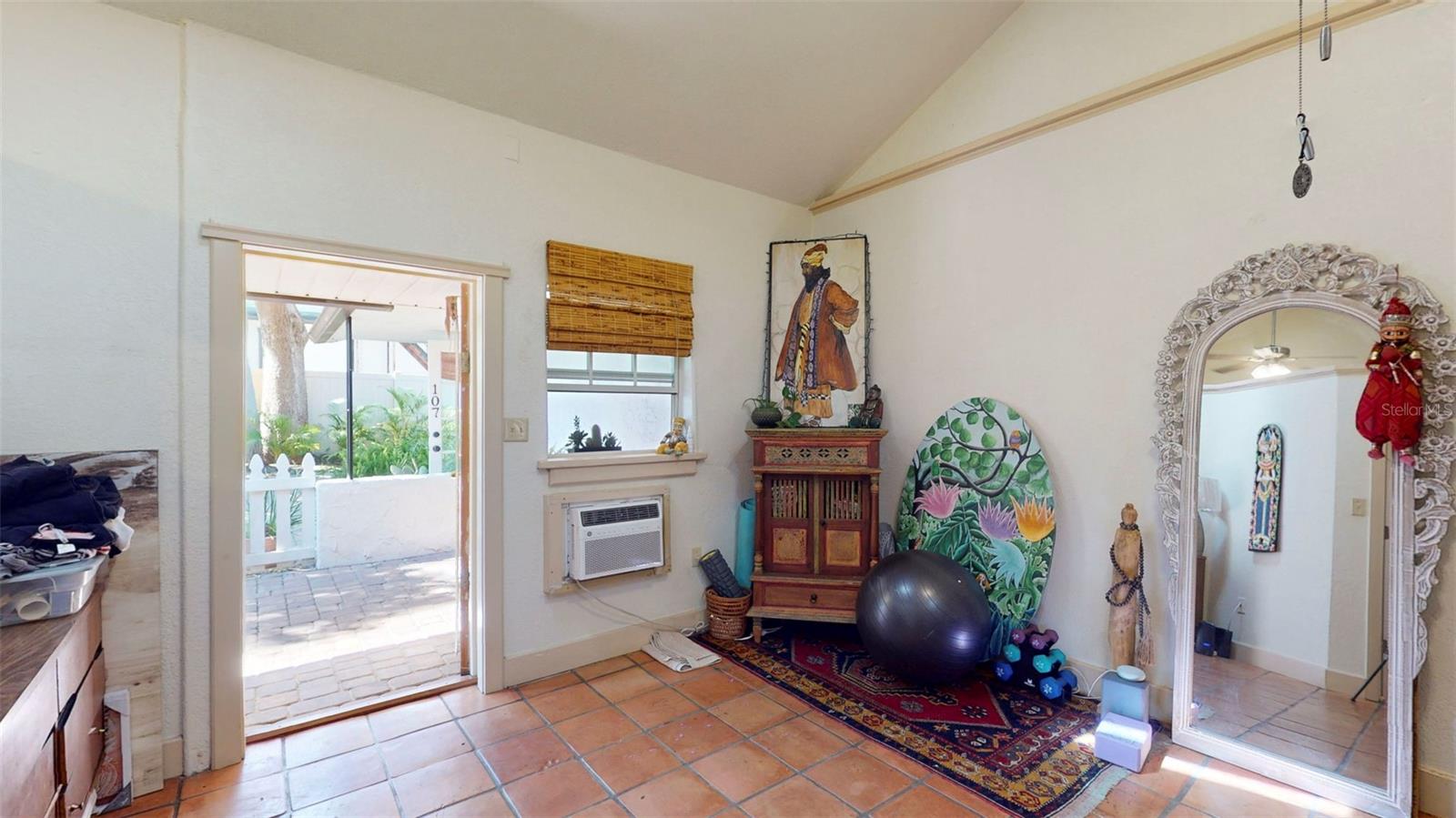 NORTH BAY HEIGHTS - Residential Income