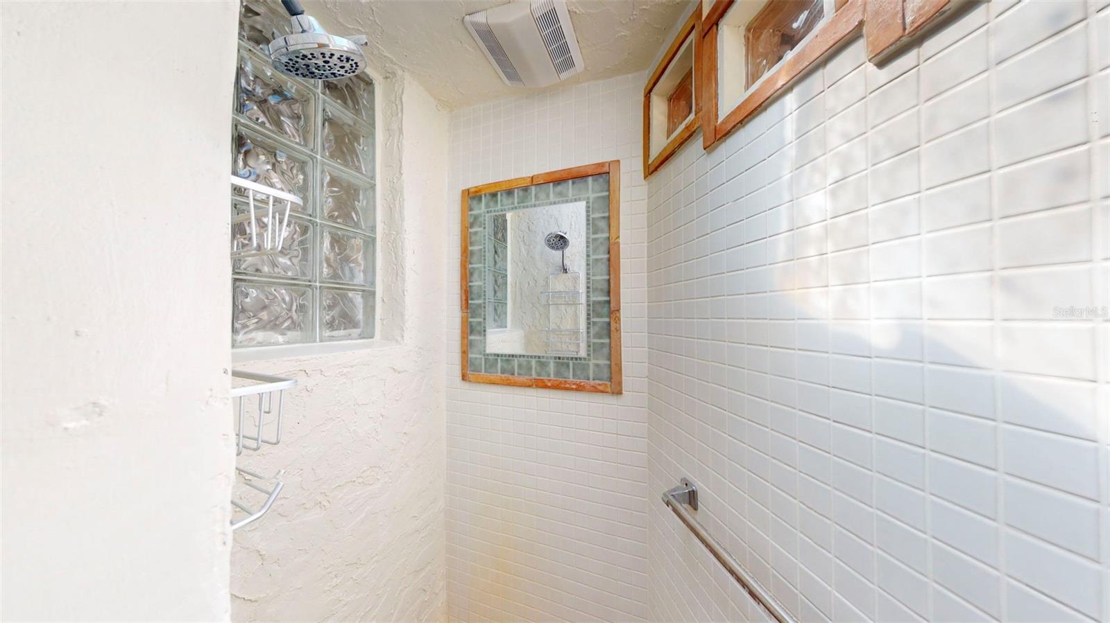 NORTH BAY HEIGHTS - Residential Income