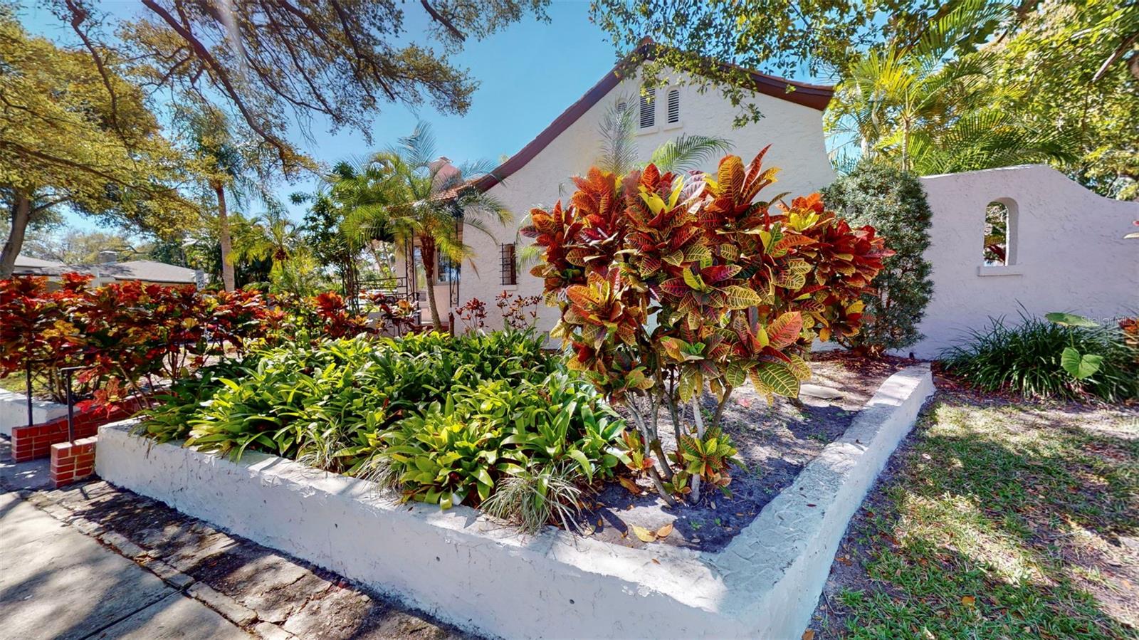 NORTH BAY HEIGHTS - Residential Income