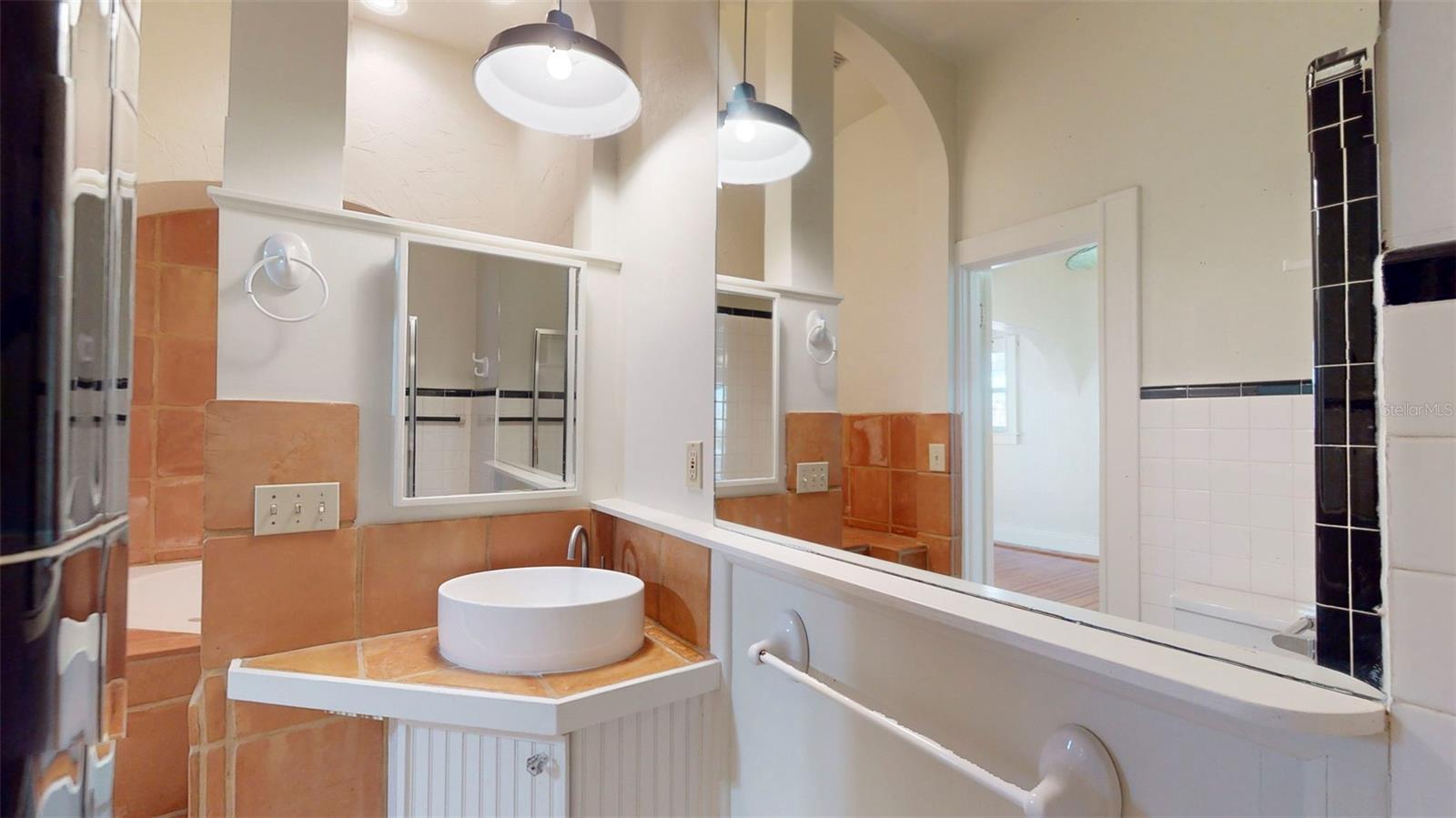 NORTH BAY HEIGHTS - Residential Income