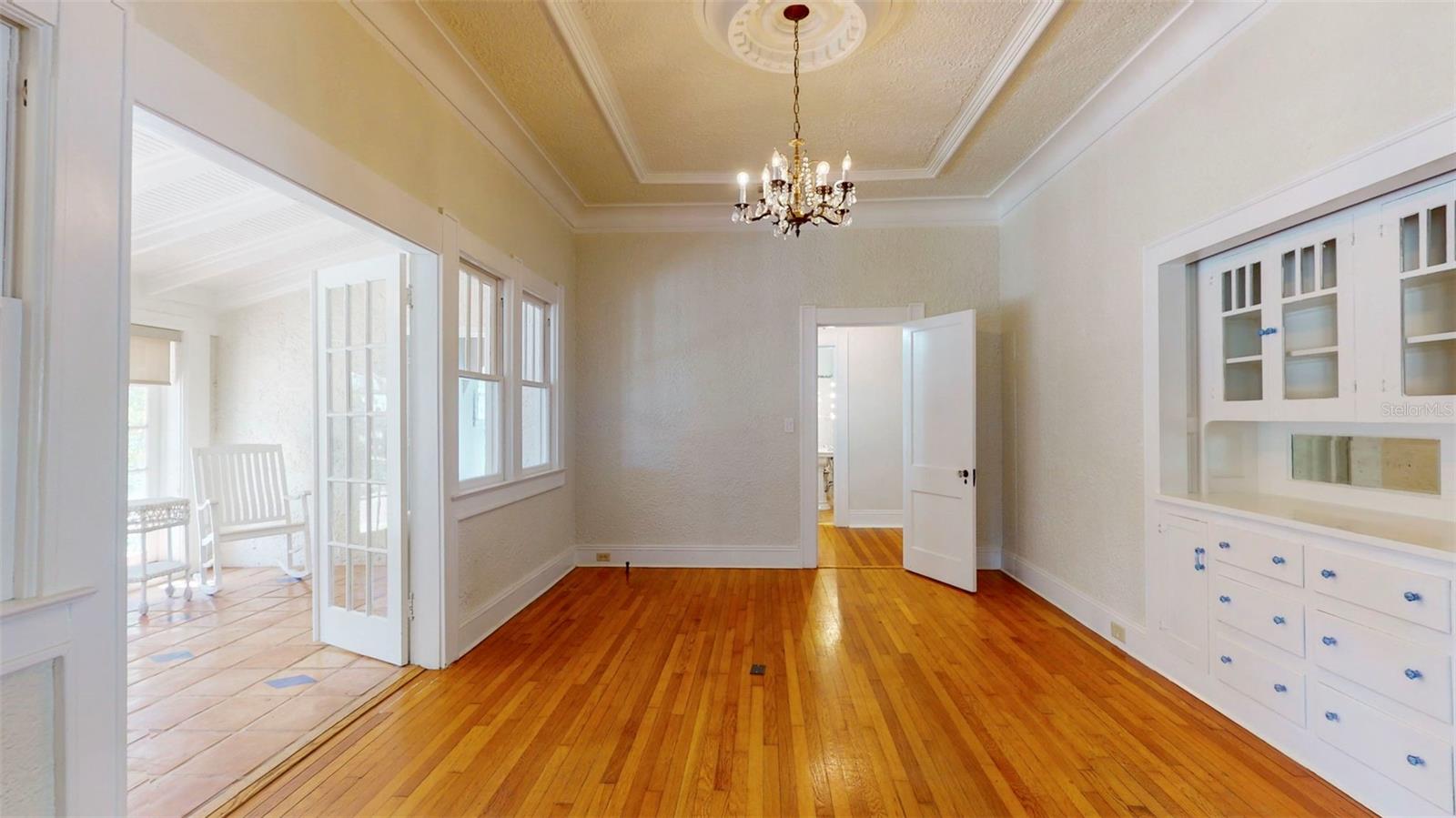 NORTH BAY HEIGHTS - Residential Income