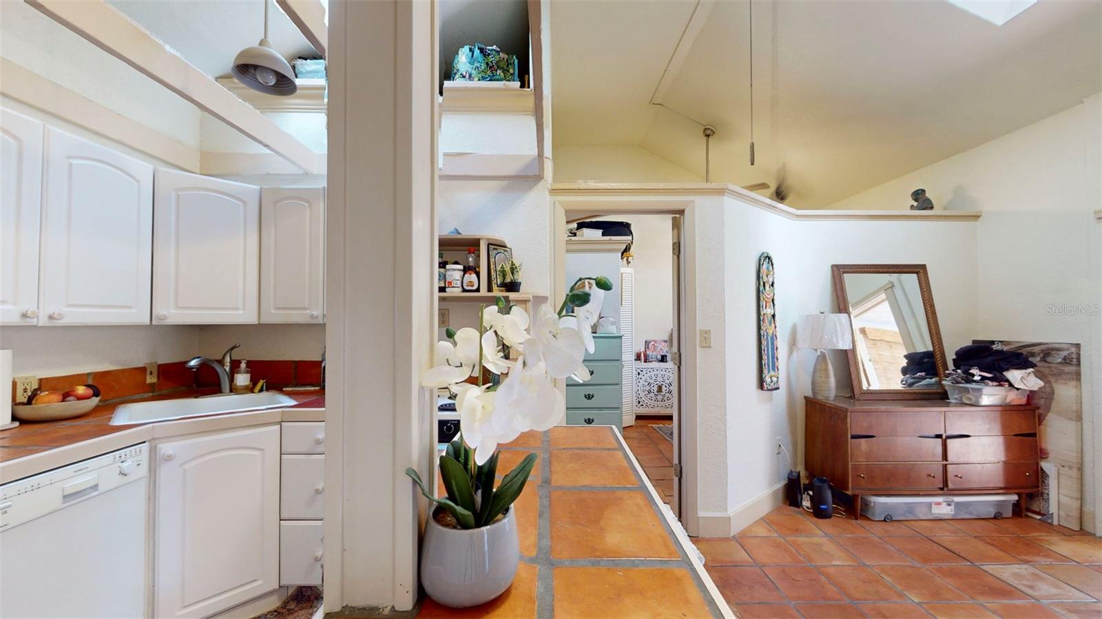 NORTH BAY HEIGHTS - Residential Income