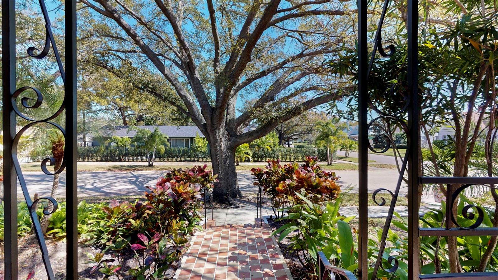 NORTH BAY HEIGHTS - Residential Income