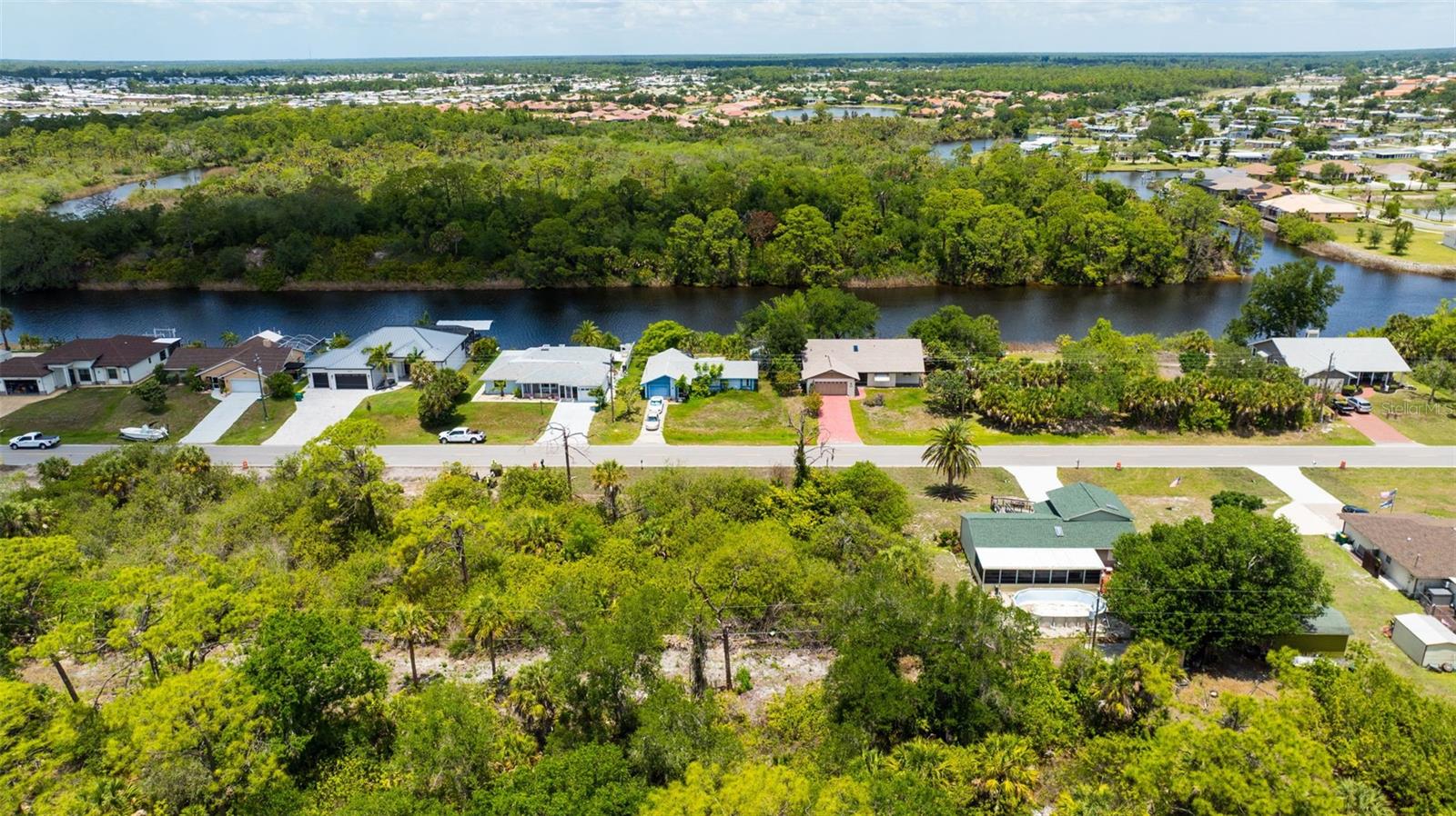 PORT CHARLOTTE SEC 47 - Land