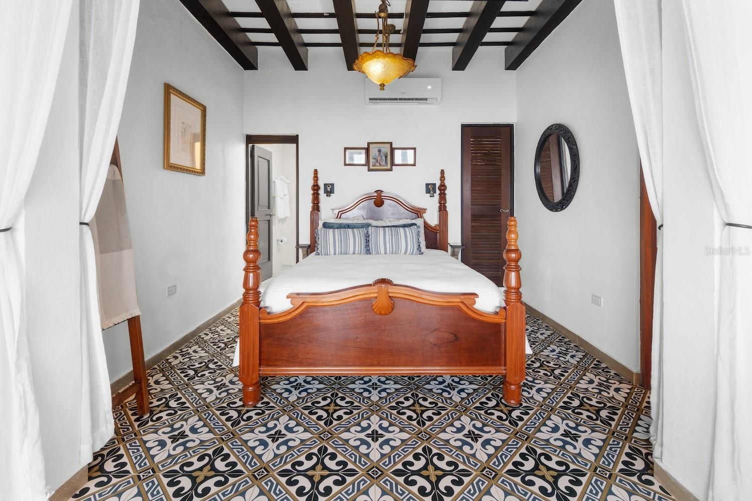 OLD SAN JUAN - Residential