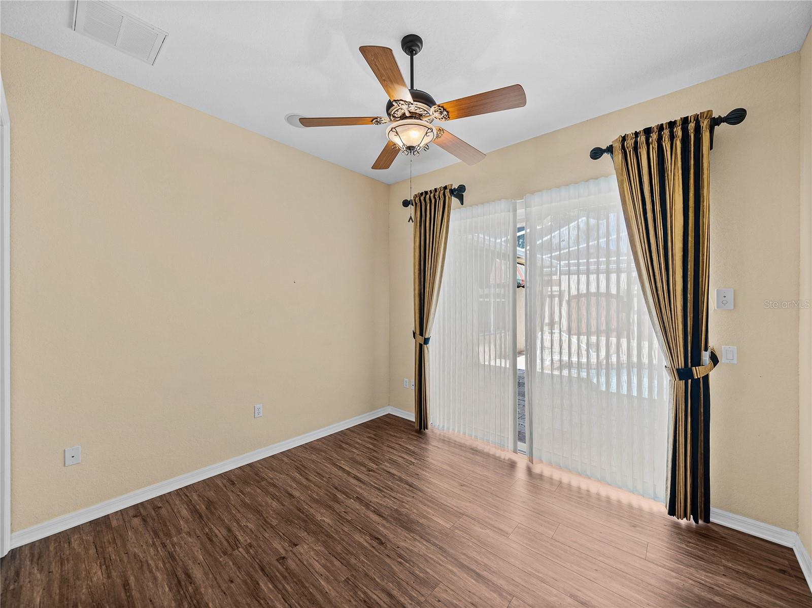 LAKE JOVITA GOLF & COUNTRY CLUB PH 01 - Residential