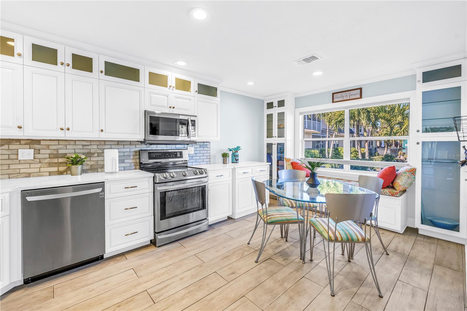 VILLAGE AT ANTIGUA LOT 8 - Residential