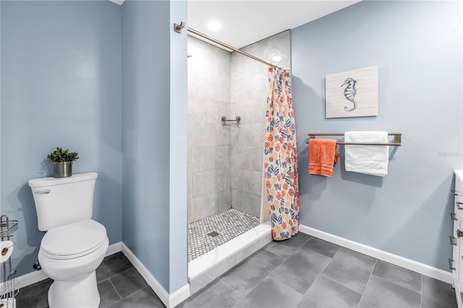 VILLAGE AT ANTIGUA LOT 8 - Residential