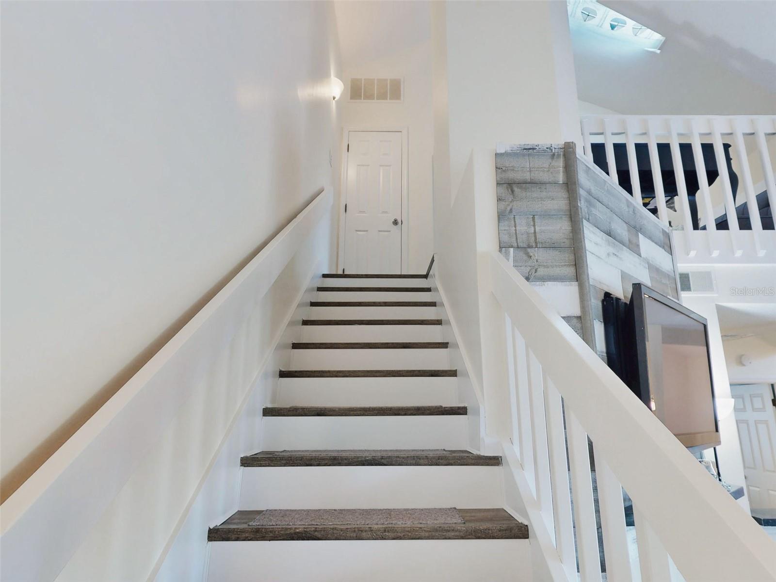 SUN BEACH CLUB CONDO PH 01-03 - Residential