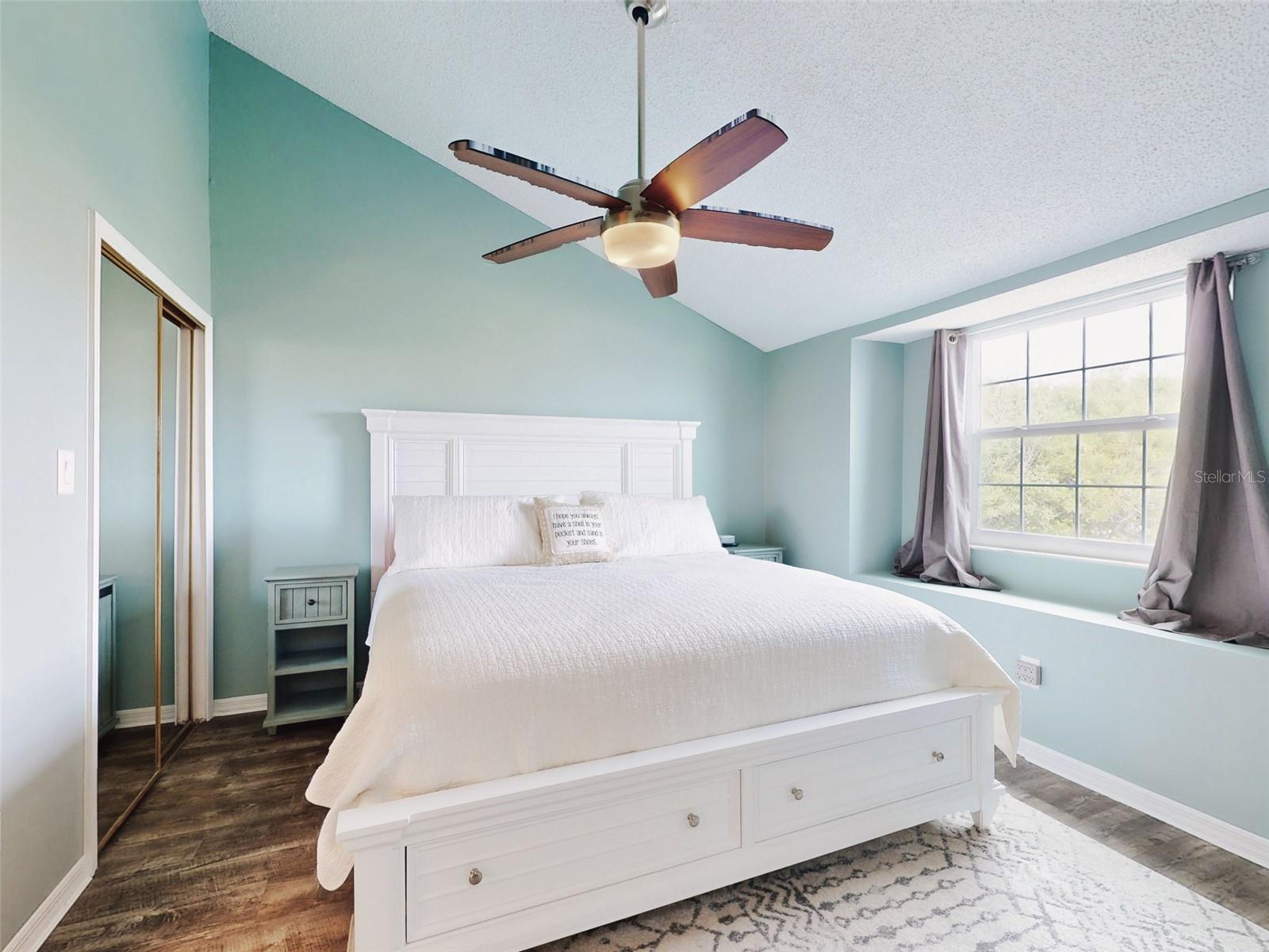 SUN BEACH CLUB CONDO PH 01-03 - Residential