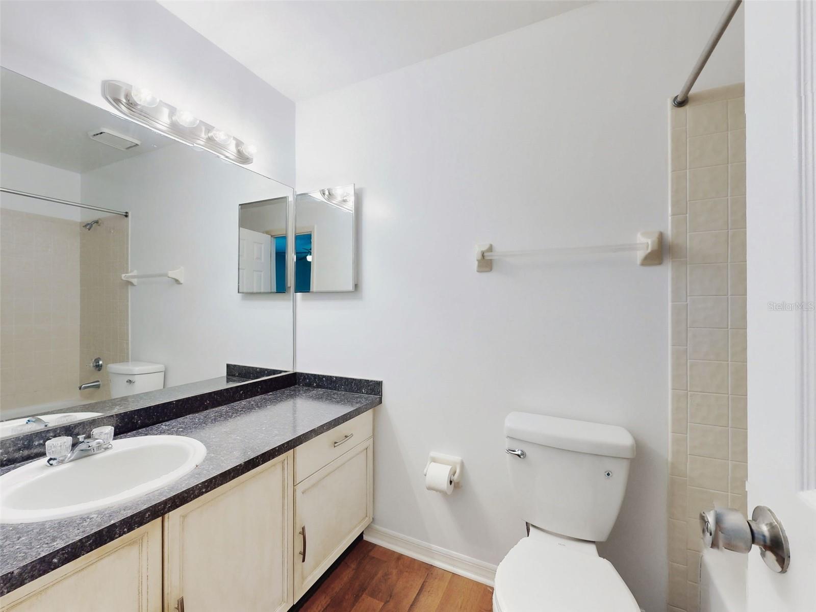 SUN BEACH CLUB CONDO PH 01-03 - Residential