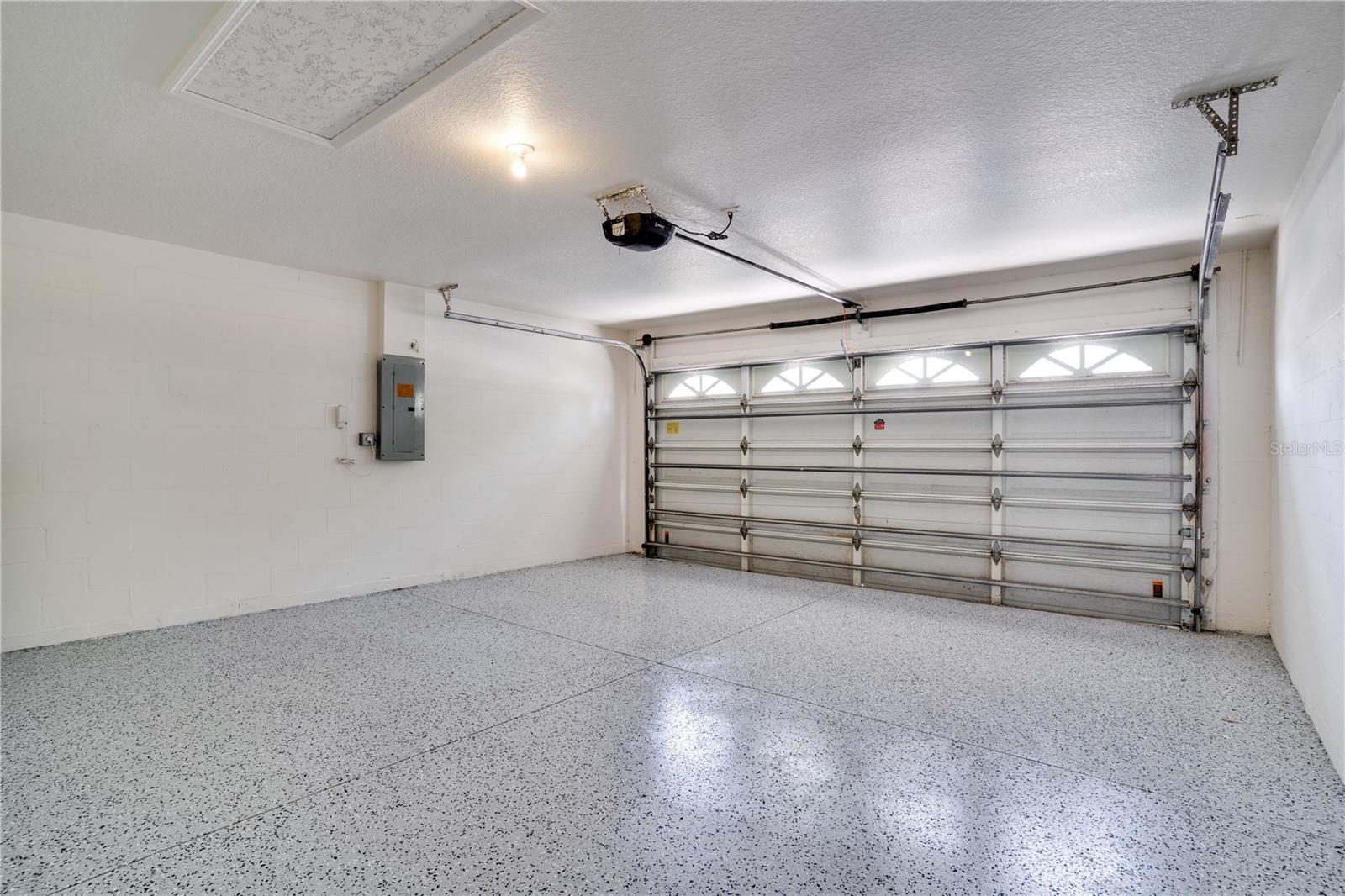 WEST BAY PH 1 - Residential