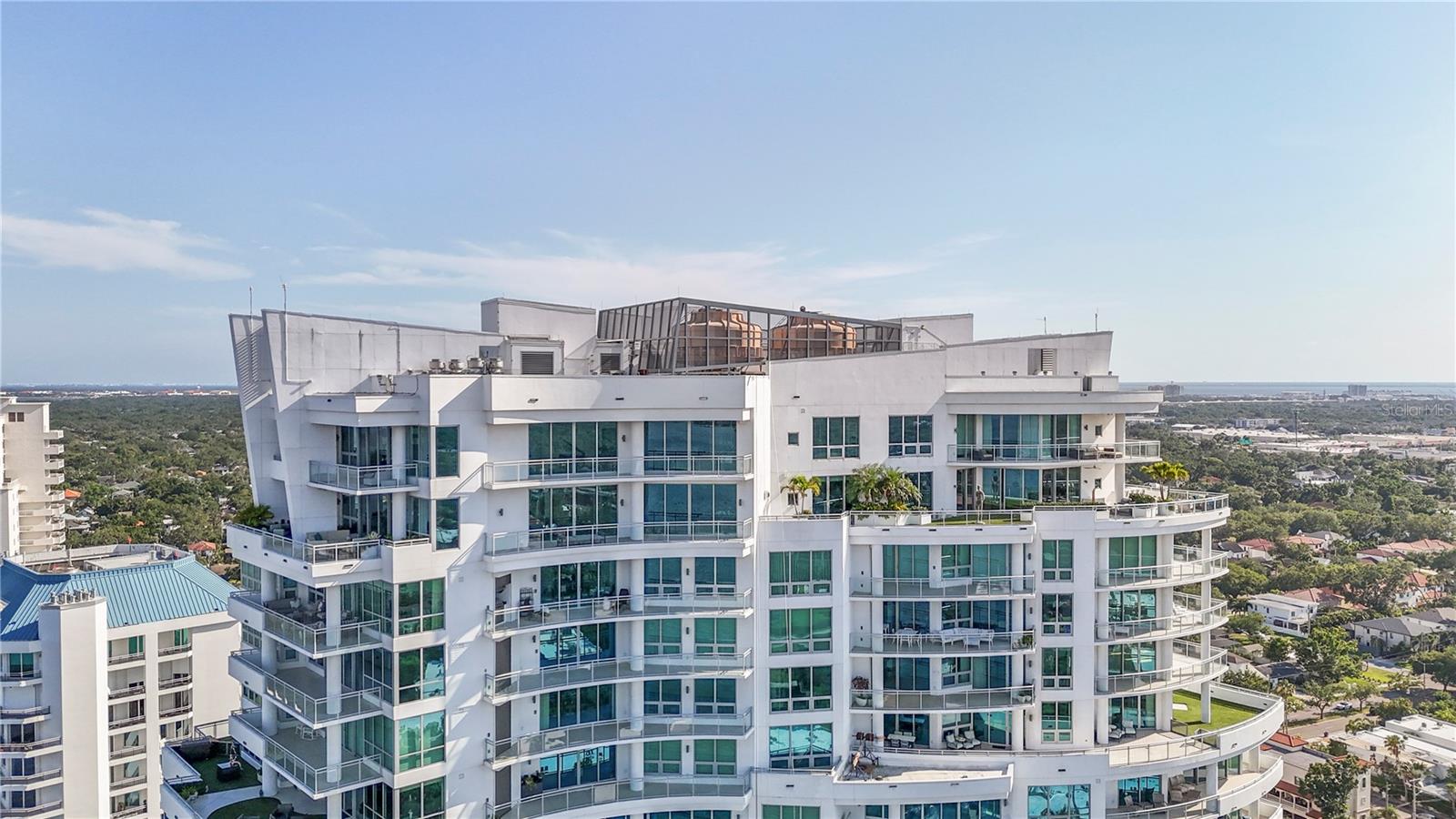 VIRAGE BAYSHORE - Residential