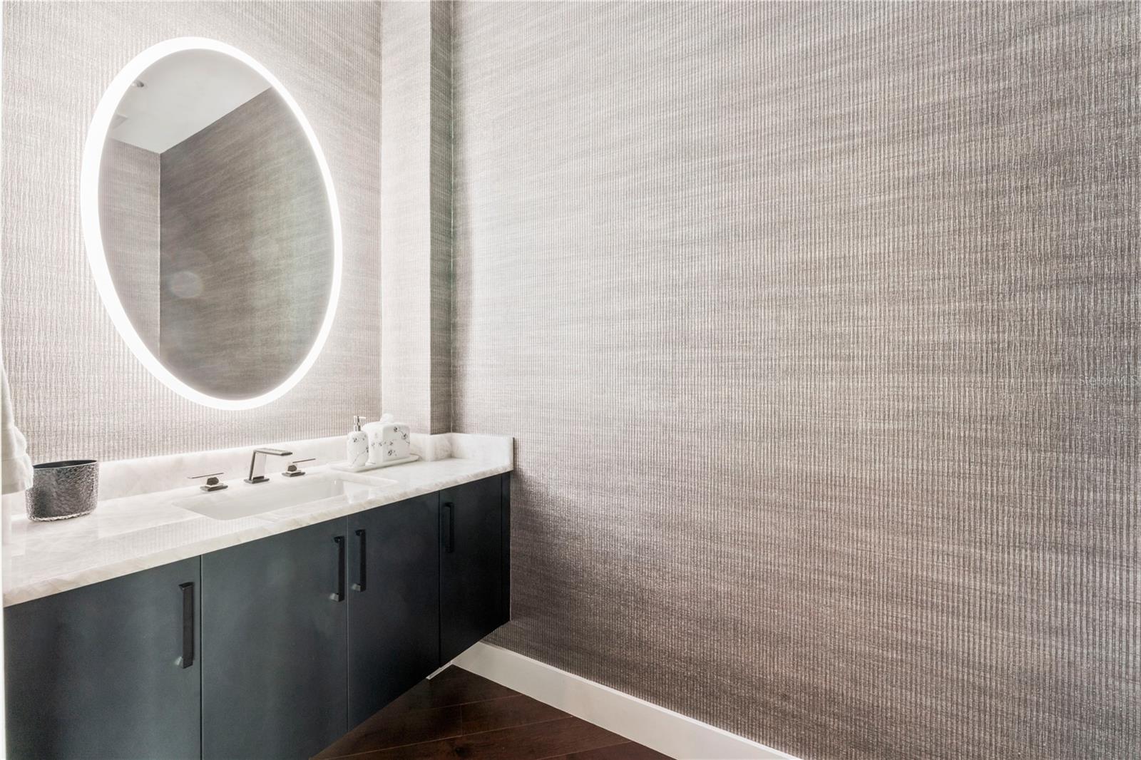VIRAGE BAYSHORE - Residential