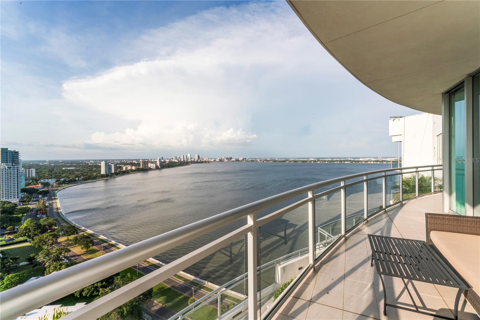 VIRAGE BAYSHORE - Residential