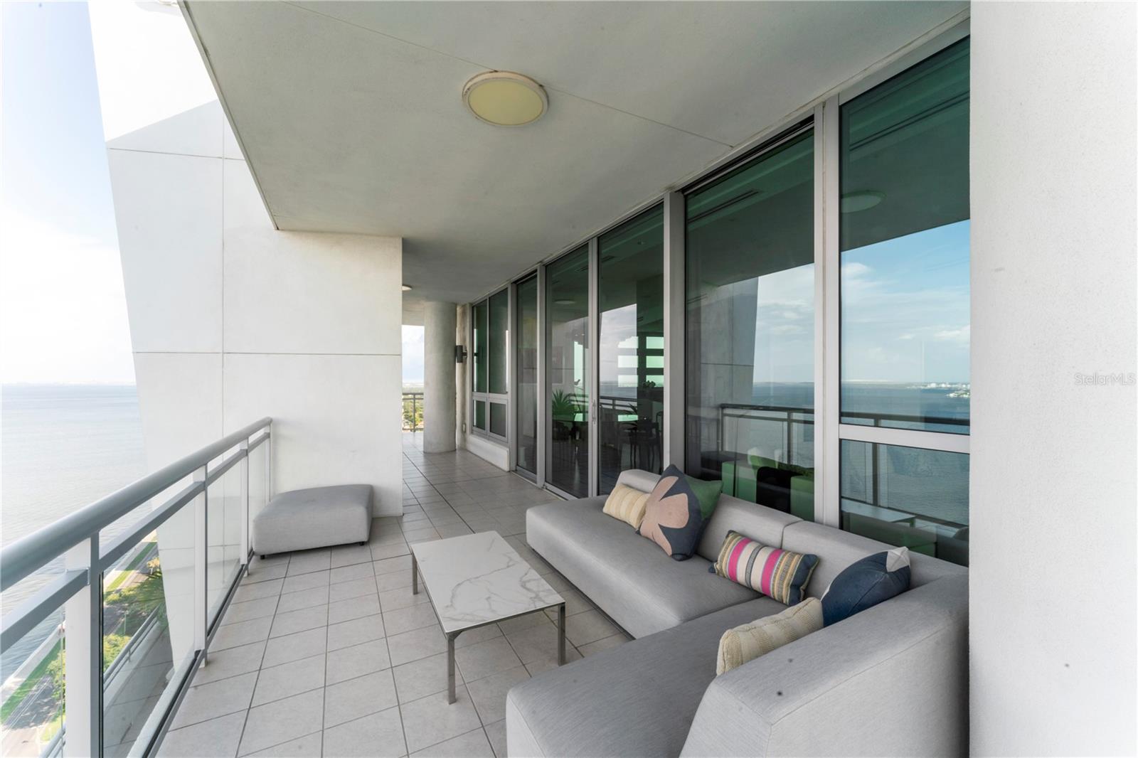 VIRAGE BAYSHORE - Residential