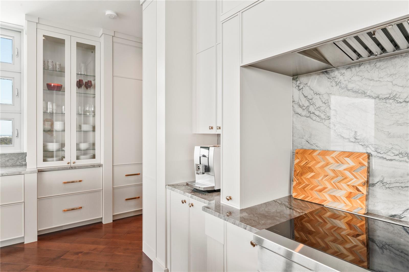 VIRAGE BAYSHORE - Residential