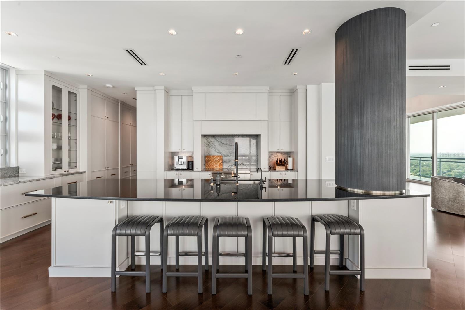 VIRAGE BAYSHORE - Residential