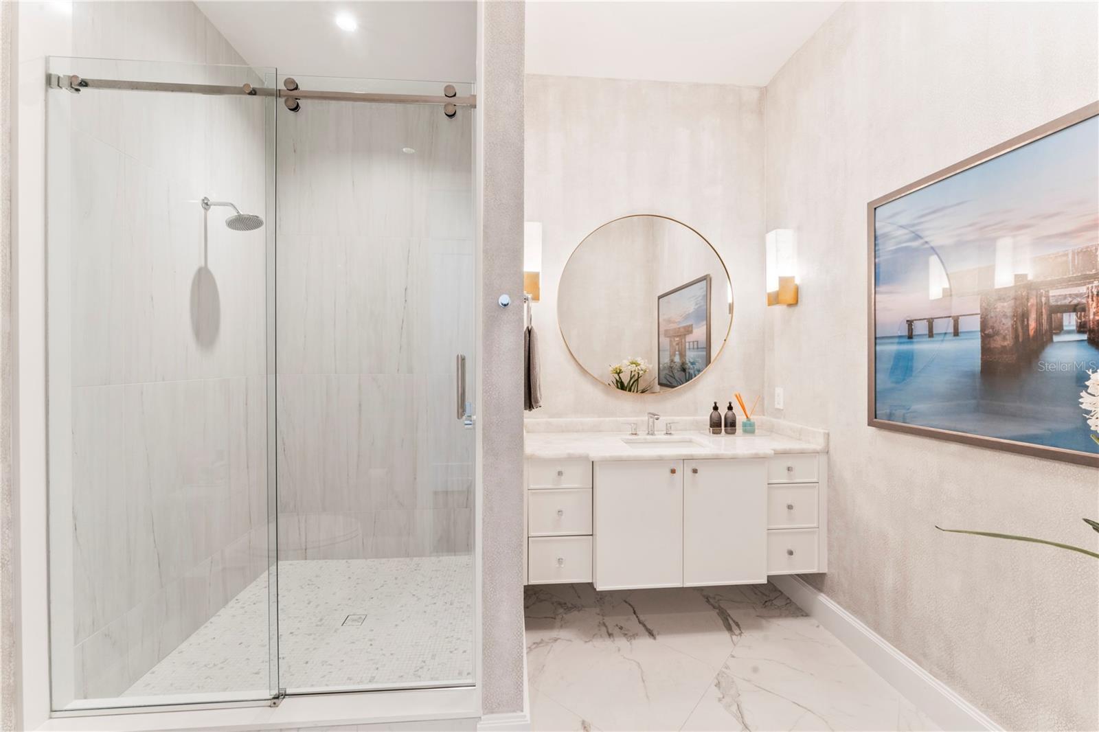 VIRAGE BAYSHORE - Residential