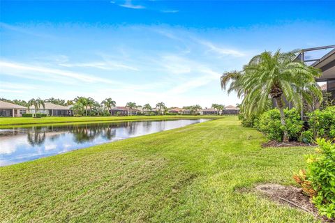 A home in WIMAUMA